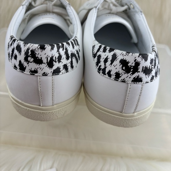 CELINE TRIOMPHE LEOPARD PRINT WHITE SNEAKERS
SIZE 40 
US 9.5 WOMANS - Picture 3 of 15